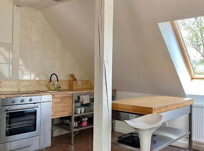 Casa de hóspedes Dom Przy Jeziorze 3*